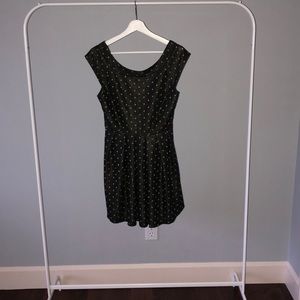 Cute dress!